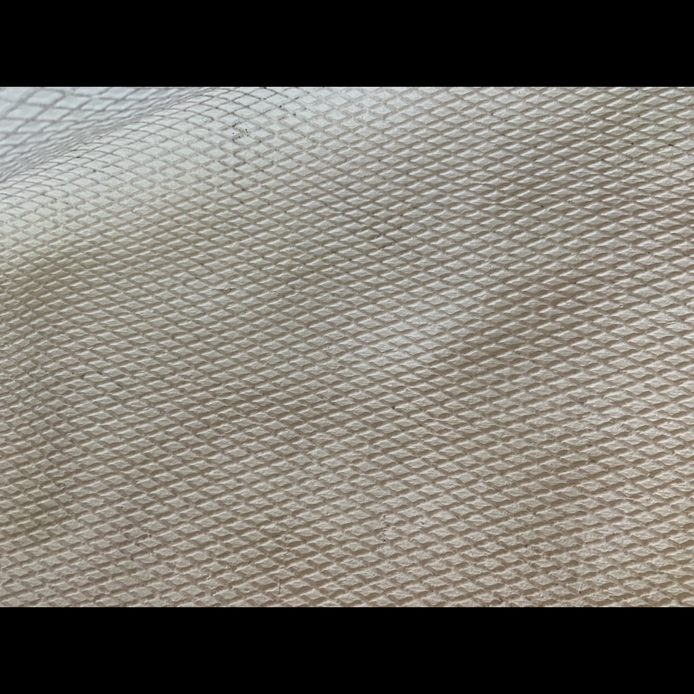Throw rug - Picture 2 of 4